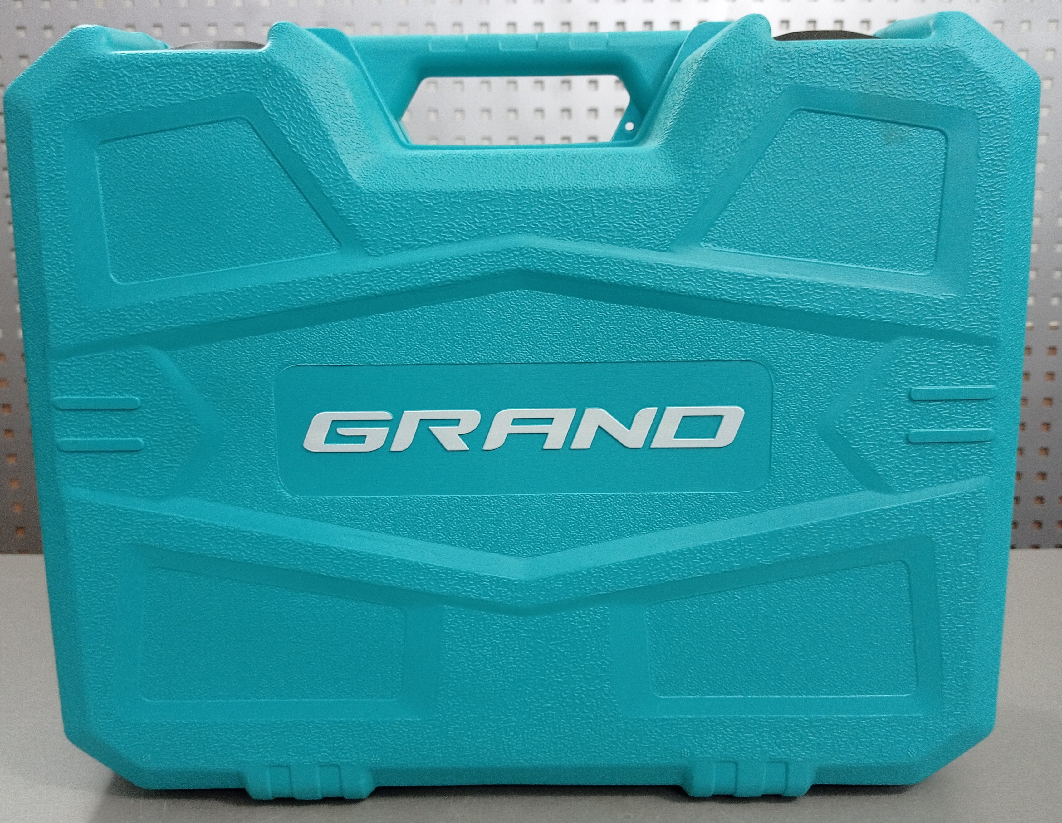 Перфоратор Grand ПЭ-2500E PRO